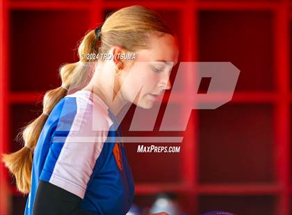 Thumbnail 2 in Barlow @ Westview (OSAA 6A Round 2) photogallery.