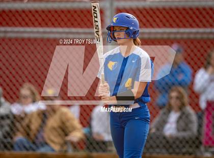 Thumbnail 2 in Barlow @ Westview (OSAA 6A Round 2) photogallery.