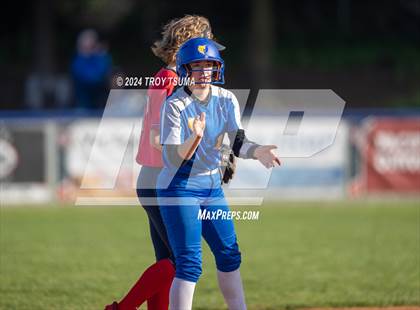 Thumbnail 2 in Barlow @ Westview (OSAA 6A Round 2) photogallery.