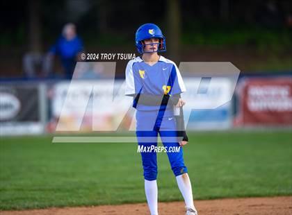 Thumbnail 1 in Barlow @ Westview (OSAA 6A Round 2) photogallery.