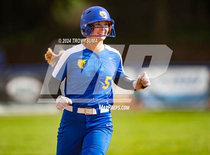 Thumbnail 1 in Barlow @ Westview (OSAA 6A Round 2) photogallery.