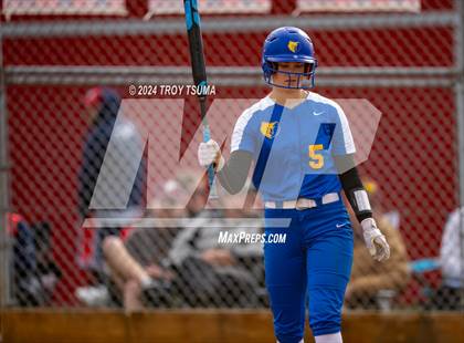 Thumbnail 1 in Barlow @ Westview (OSAA 6A Round 2) photogallery.