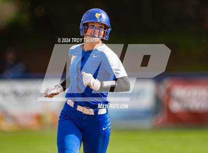 Thumbnail 3 in Barlow @ Westview (OSAA 6A Round 2) photogallery.