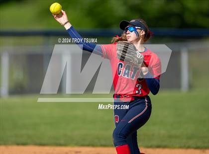 Thumbnail 3 in Barlow @ Westview (OSAA 6A Round 2) photogallery.