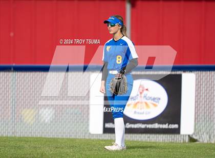 Thumbnail 3 in Barlow @ Westview (OSAA 6A Round 2) photogallery.