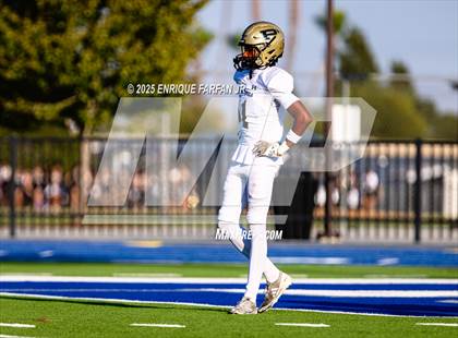 Thumbnail 1 in Peninsula @ Alta Loma photogallery.
