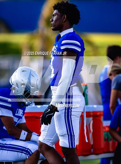 Thumbnail 3 in Peninsula @ Alta Loma photogallery.