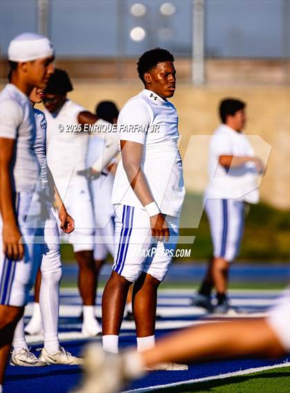 Thumbnail 3 in Peninsula @ Alta Loma photogallery.