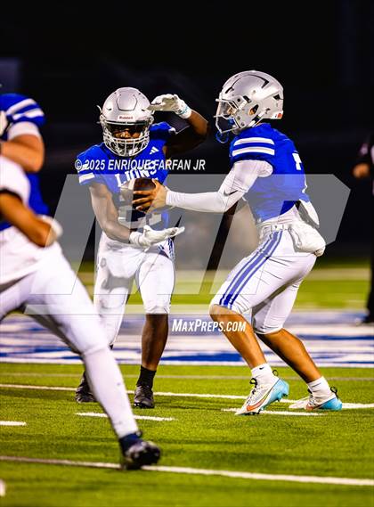 Thumbnail 2 in Peninsula @ Alta Loma photogallery.