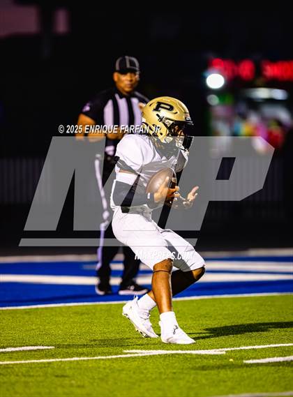 Thumbnail 1 in Peninsula @ Alta Loma photogallery.