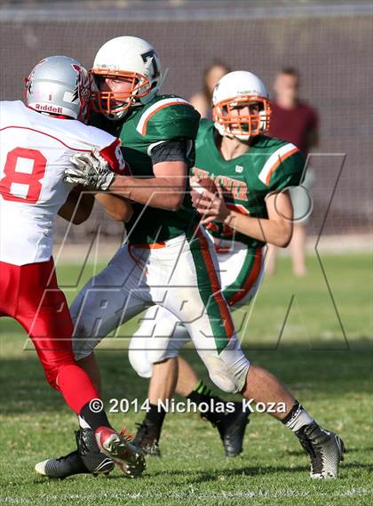 Thumbnail 3 in Thacher vs. Mojave (CIF SS D1 8-Man Final) photogallery.