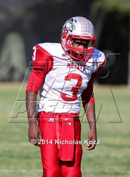 Thumbnail 3 in Thacher vs. Mojave (CIF SS D1 8-Man Final) photogallery.