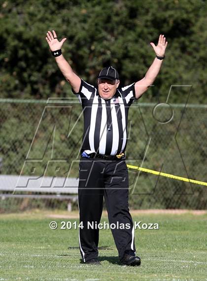 Thumbnail 3 in Thacher vs. Mojave (CIF SS D1 8-Man Final) photogallery.
