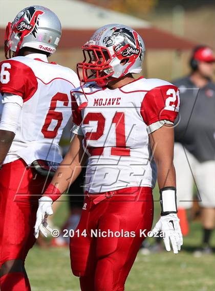 Thumbnail 3 in Thacher vs. Mojave (CIF SS D1 8-Man Final) photogallery.