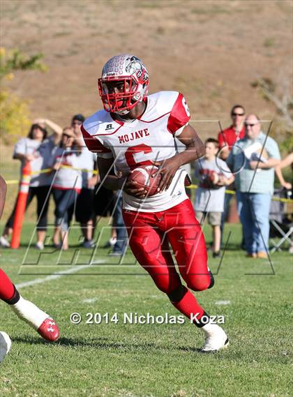 Thumbnail 3 in Thacher vs. Mojave (CIF SS D1 8-Man Final) photogallery.