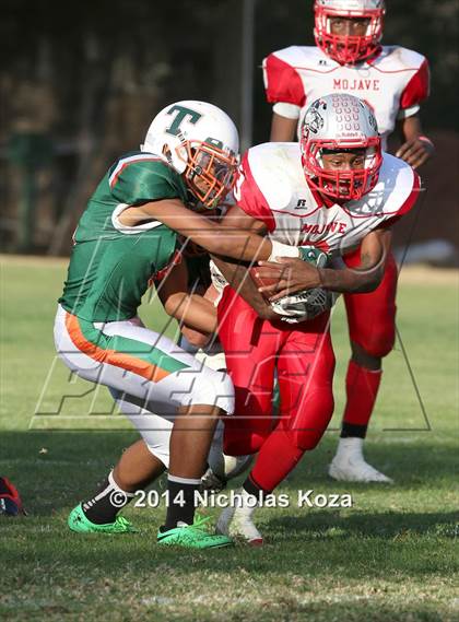 Thumbnail 3 in Thacher vs. Mojave (CIF SS D1 8-Man Final) photogallery.