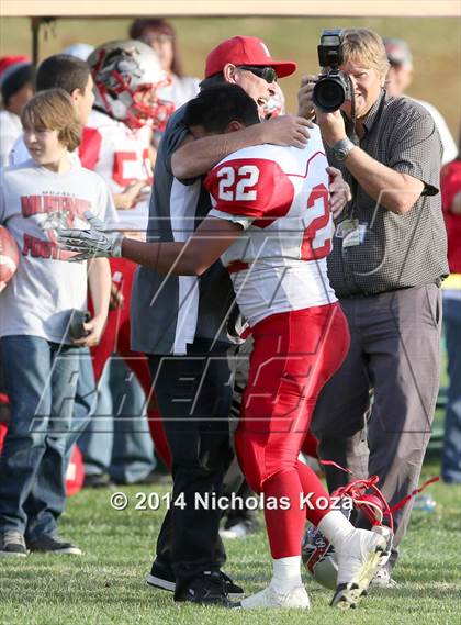 Thumbnail 3 in Thacher vs. Mojave (CIF SS D1 8-Man Final) photogallery.
