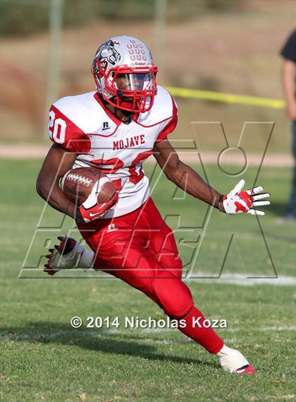 Thumbnail 3 in Thacher vs. Mojave (CIF SS D1 8-Man Final) photogallery.