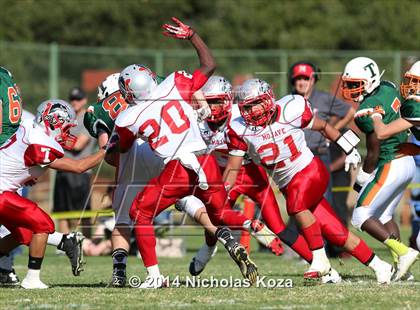 Thumbnail 3 in Thacher vs. Mojave (CIF SS D1 8-Man Final) photogallery.