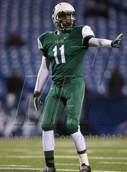 Thumbnail 1 in Bishop Timon-St. Jude vs. St. Joseph's Collegiate (Monsignor Martin Semifinal) photogallery.
