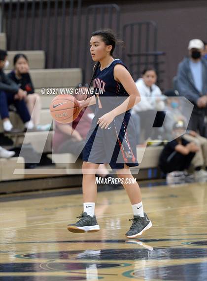 Thumbnail 1 in Mater Dei vs. King (Tom Riach Tournament) photogallery.