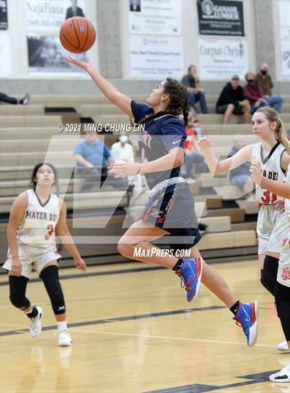 Thumbnail 3 in Mater Dei vs. King (Tom Riach Tournament) photogallery.