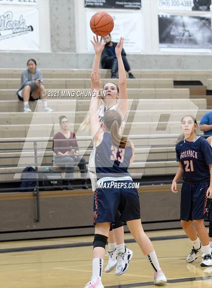Thumbnail 1 in Mater Dei vs. King (Tom Riach Tournament) photogallery.
