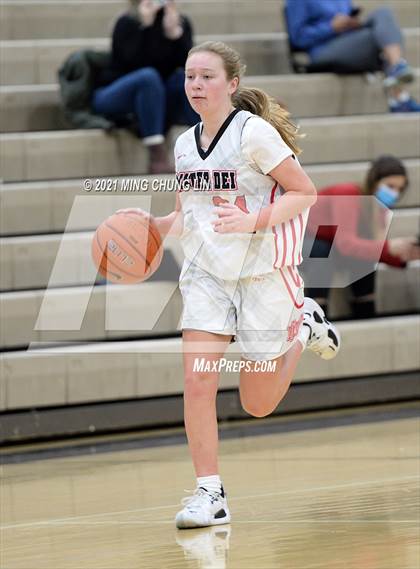 Thumbnail 1 in Mater Dei vs. King (Tom Riach Tournament) photogallery.