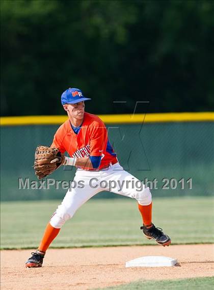 Thumbnail 3 in Marvin Ridge vs. Parkwood (NCHSAA Sectional Final) photogallery.