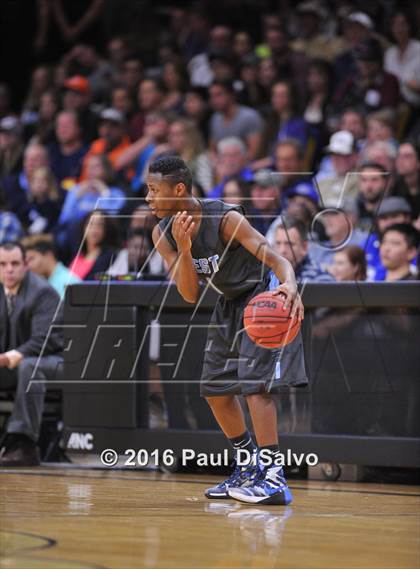 Thumbnail 3 in Pueblo West vs. Valor Christian (CHSAA 4A Final) photogallery.