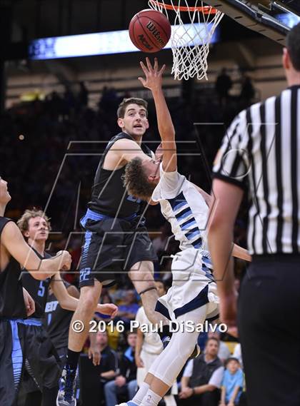 Thumbnail 2 in Pueblo West vs. Valor Christian (CHSAA 4A Final) photogallery.