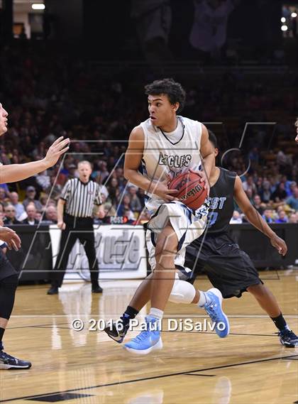 Thumbnail 2 in Pueblo West vs. Valor Christian (CHSAA 4A Final) photogallery.