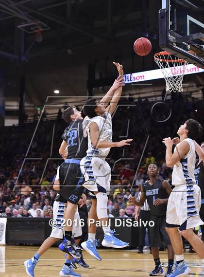 Thumbnail 2 in Pueblo West vs. Valor Christian (CHSAA 4A Final) photogallery.