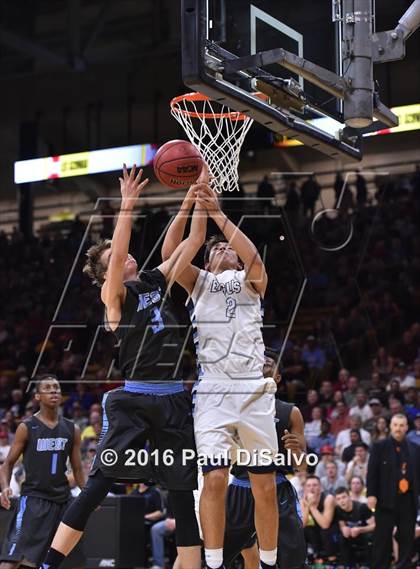 Thumbnail 3 in Pueblo West vs. Valor Christian (CHSAA 4A Final) photogallery.