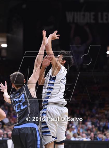 Thumbnail 2 in Pueblo West vs. Valor Christian (CHSAA 4A Final) photogallery.