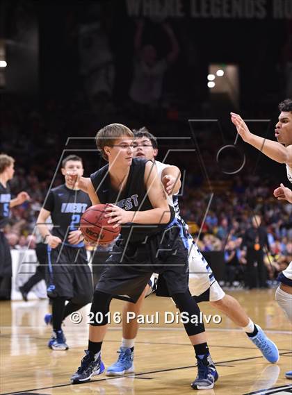Thumbnail 2 in Pueblo West vs. Valor Christian (CHSAA 4A Final) photogallery.