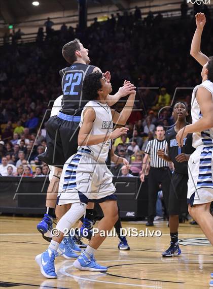Thumbnail 2 in Pueblo West vs. Valor Christian (CHSAA 4A Final) photogallery.
