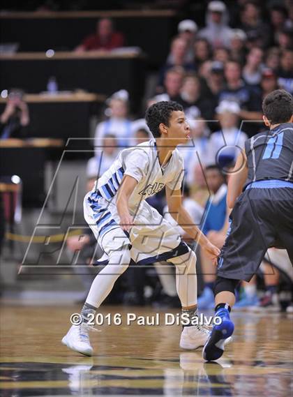 Thumbnail 3 in Pueblo West vs. Valor Christian (CHSAA 4A Final) photogallery.