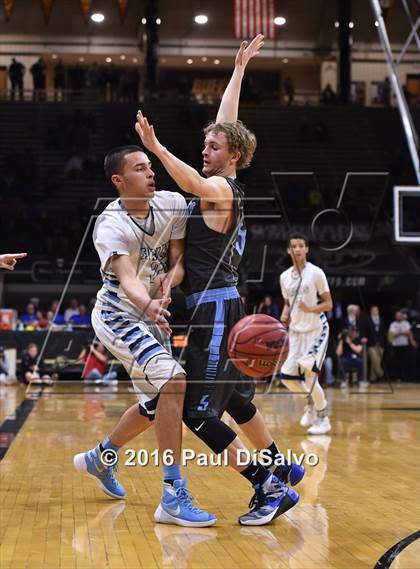Thumbnail 3 in Pueblo West vs. Valor Christian (CHSAA 4A Final) photogallery.