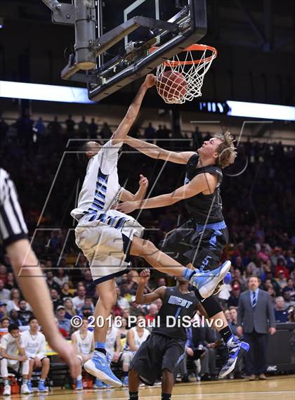 Thumbnail 2 in Pueblo West vs. Valor Christian (CHSAA 4A Final) photogallery.
