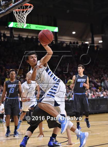 Thumbnail 1 in Pueblo West vs. Valor Christian (CHSAA 4A Final) photogallery.