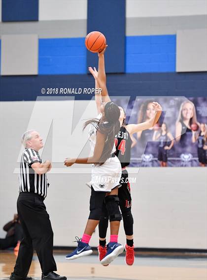 Thumbnail 3 in Lovejoy @ Wylie East photogallery.
