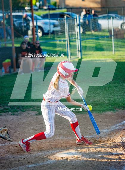 Thumbnail 3 in Bishop Kelley @ Booker T. Washington photogallery.