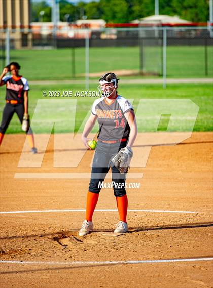 Thumbnail 1 in Bishop Kelley @ Booker T. Washington photogallery.