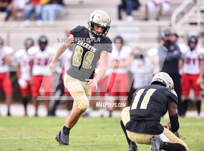 Thumbnail 3 in Greer vs Hillcrest (The Greer Gridiron Classic) photogallery.