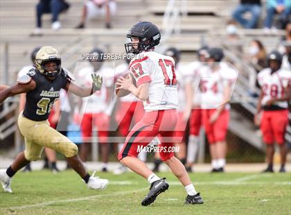 Thumbnail 2 in Greer vs Hillcrest (The Greer Gridiron Classic) photogallery.