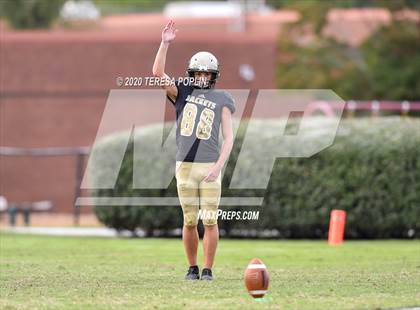 Thumbnail 3 in Greer vs Hillcrest (The Greer Gridiron Classic) photogallery.