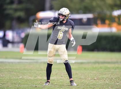 Thumbnail 2 in Greer vs Hillcrest (The Greer Gridiron Classic) photogallery.