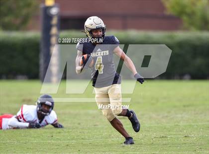 Thumbnail 1 in Greer vs Hillcrest (The Greer Gridiron Classic) photogallery.