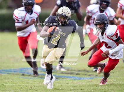 Thumbnail 2 in Greer vs Hillcrest (The Greer Gridiron Classic) photogallery.